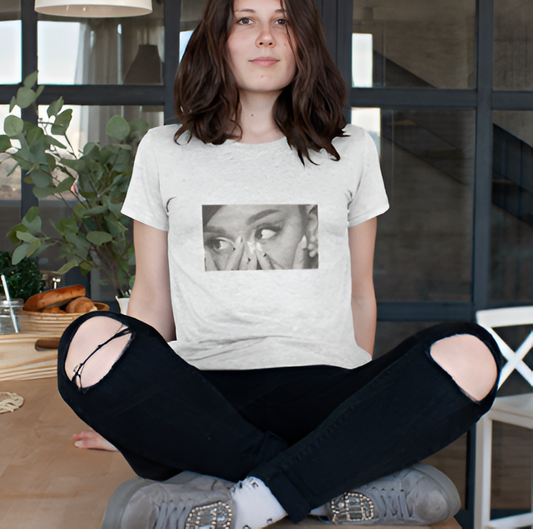 Ariana Grande Eyes Graphic Tee – Minimalist Fan Edition